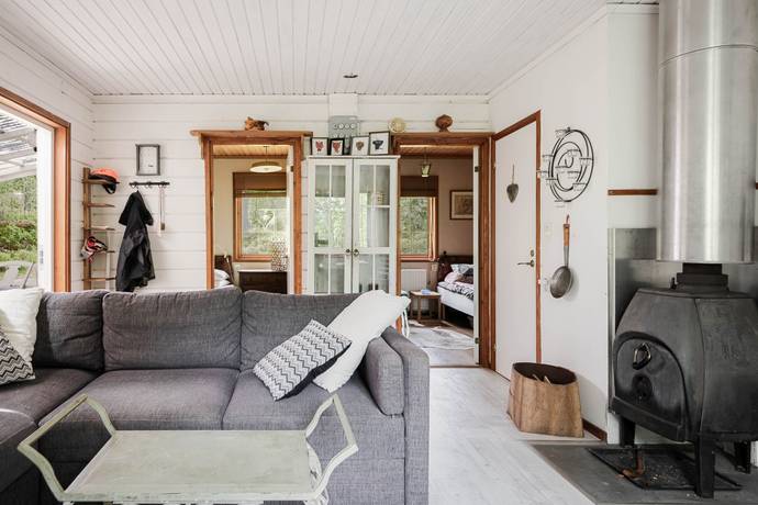 3 rum Vinterbonat fritidshus på Långsjö station 4 Säters kommun - bild 6