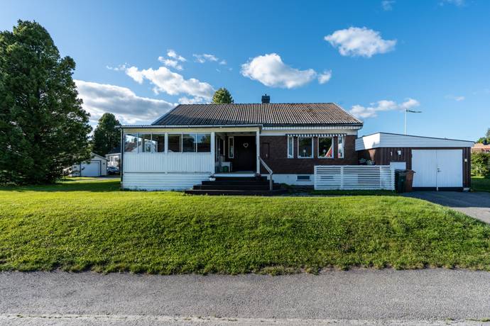 6 rum villa på Älvgränd 1 Hörnett, Örnsköldsviks kommun - bild 1