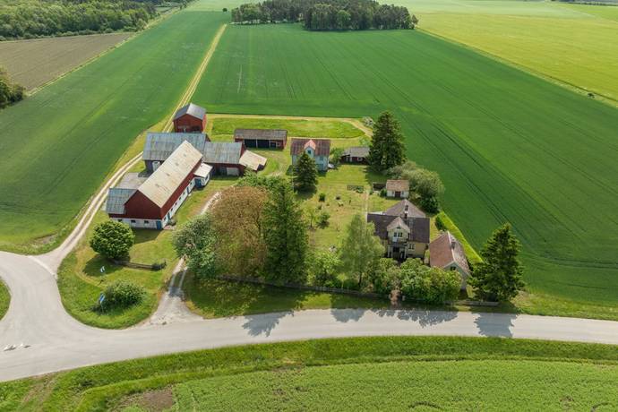 7 rum gård med jordbruk på Atlingbo Kyrklasse 315 Mellersta Gotland, Gotlands kommun - bild 2