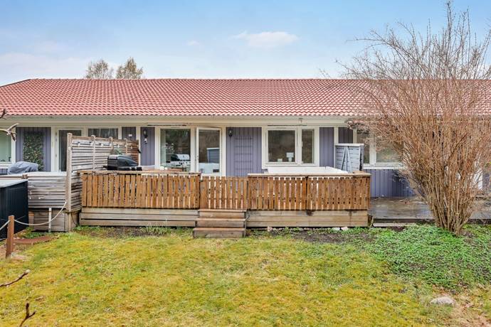 2 rum Radhus på Otto bondes väg 24 Margretelund Österåkers kommun - bild 32