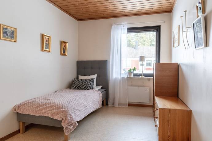 6 rum Villa på Karagangatan 5 Ursviken Skellefteå kommun - bild 16