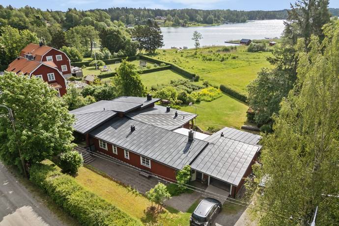7 rum Villa på Vettershaga byväg 5 Vettershaga - Bergshamra Norrtälje kommun - bild 1