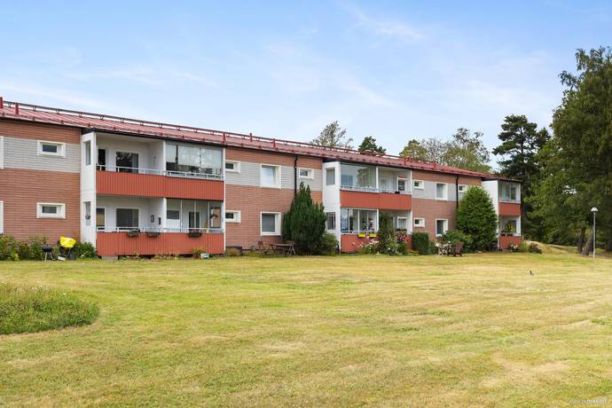4 rum lägenhet på Bollmoravägen 148 Tyresö Centrum, Tyresö kommun - bild 1