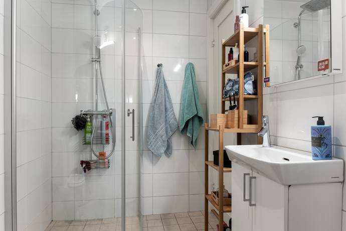 8 rum Villa på Västerskärsringen 41B Svinninge Österåkers kommun - bild 46
