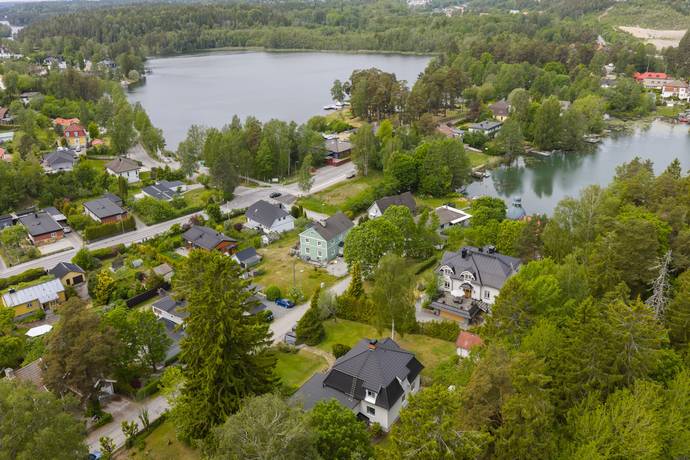 8 rum villa på Åsvägen 7 Uttran, Botkyrka kommun - bild 3