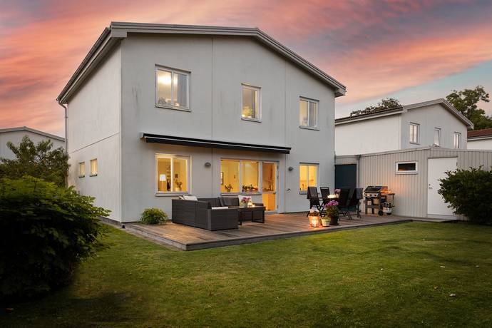 6 rum villa på Nygårdsvägen 15M Klagshamn, Malmö kommun - bild 1