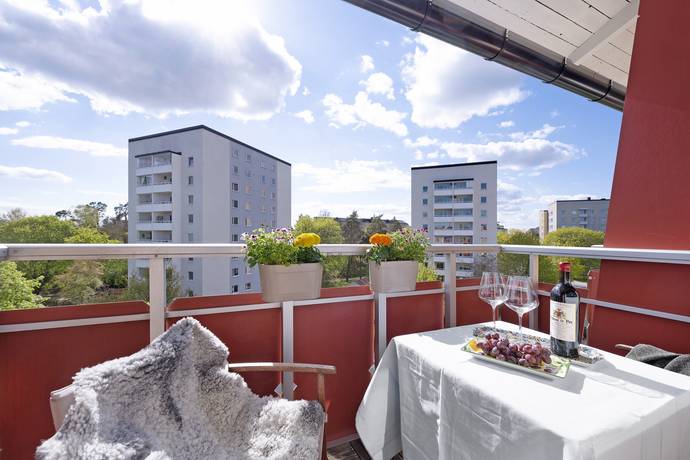 2 rum lägenhet på Lerbäcksgränd 24 Hagsätra, Stockholms kommun - bild 2
