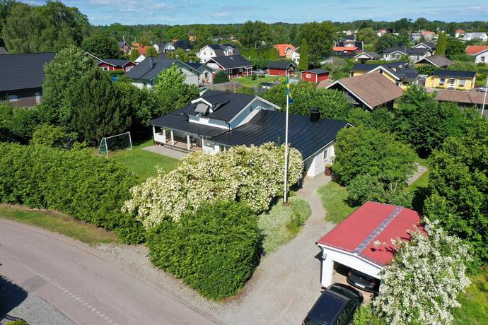 7 rum villa på Enhagsvägen 6 Enhagen, Västerås kommun - bild 1
