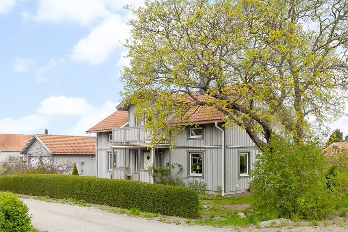 6 rum villa på Långbacksvägen 1 Enköping, Enköpings kommun - bild 2