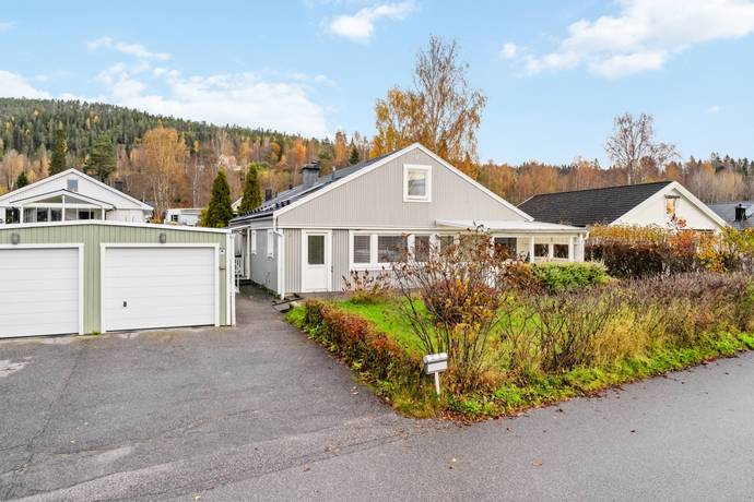 Fullblodsvägen 3, Bergsåker/Lillhällom, Sundsvalls kommun
