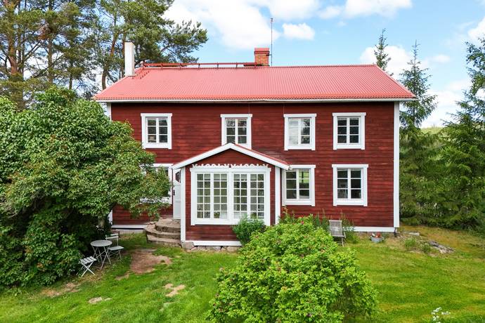 7 rum villa på Eriknäsbo 4211 Bollnäs, Bollnäs kommun - bild 1