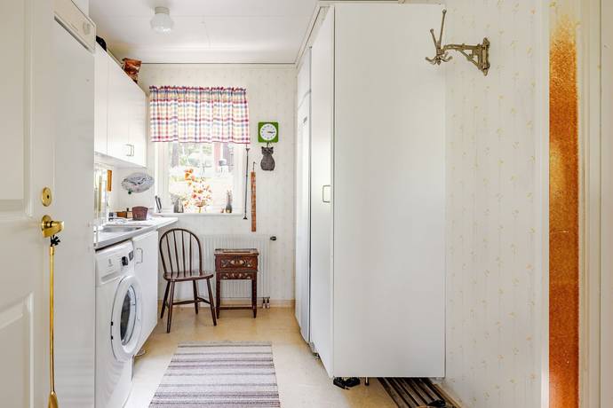 6 rum Villa på Väsbyholmsvägen 20 Mälarbaden Eskilstuna kommun - bild 17