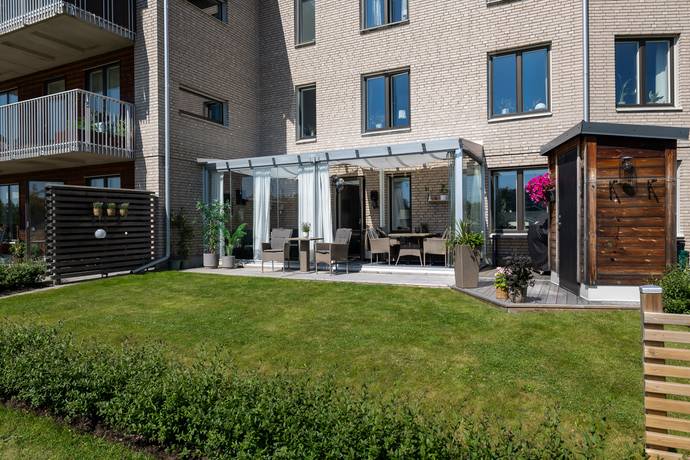 3 rum lägenhet på Cv-Gatan 109 Centralt, Örebro kommun - bild 2
