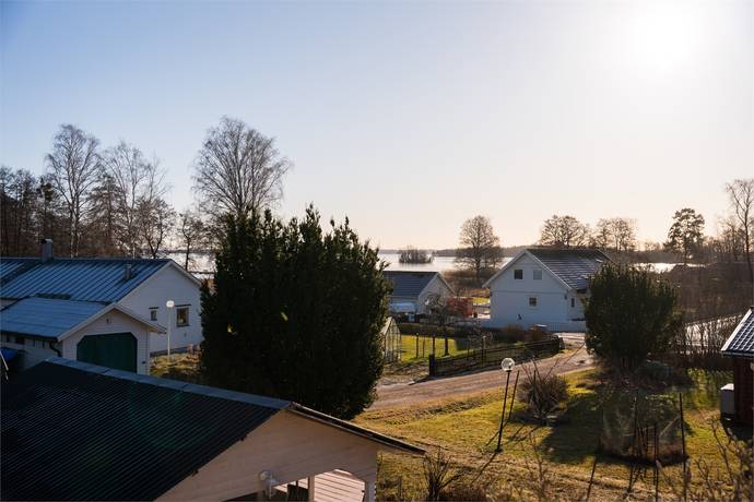 6 rum villa på FASANVÄGEN 6 Tidö-lindö, Västerås kommun - bild 2