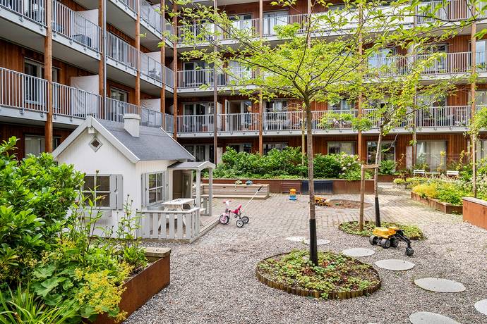 3 rum lägenhet på Bollmora Gårdsväg 9 Centrala Tyresö, Tyresö kommun - bild 3