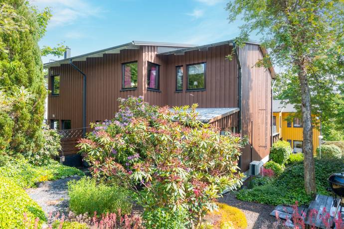 4 rum radhus på Tallåsstigen 19 Danvik, Oxelösunds kommun - bild 2