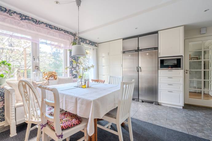 8 rum Parhus på Tegvägen 13 Solgårdsgärde Vallentuna kommun - bild 10