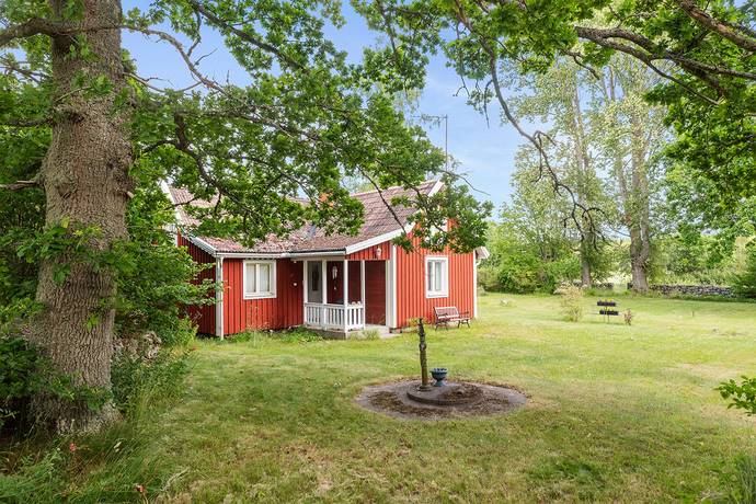2 rum vinterbonat fritidshus på Hjälmserydsvägen 11 Fågelmara, Karlskrona kommun - bild 2