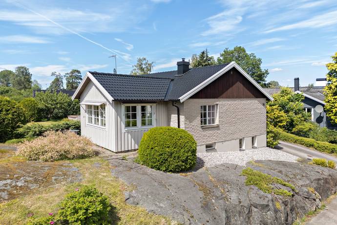 8 rum villa på Tomtevägen 36 Mariedal, Vänersborgs kommun - bild 2