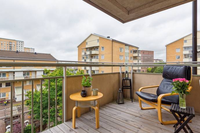 2 rum lägenhet på Farstavägen 181 Farsta - Centrum, Stockholms kommun - bild 1