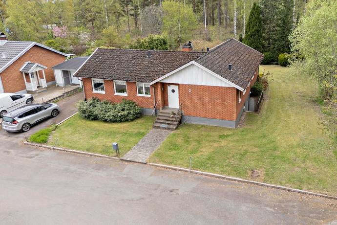 5 rum villa på Tallvägen 2 Fredrikslund, Nybro kommun - bild 2