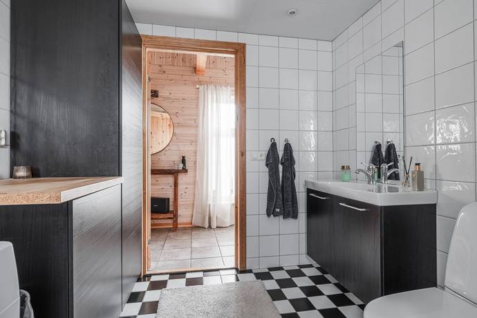 10 rum Villa på Storgatan 109 + 109 B Hultsfred Hultsfreds kommun - bild 35