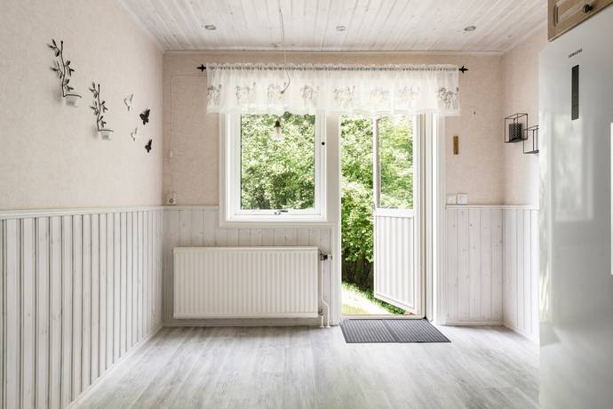 3 rum gård/skog på Ronnebyvägen 80 Hallabro, Ronneby kommun - bild 3