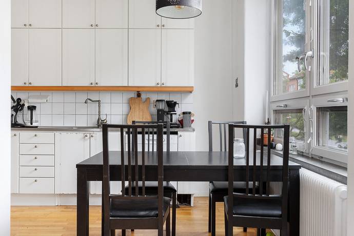 3 rum lägenhet på Dymlingsgränd 11  Hägerstensåsen, Stockholms kommun - bild 4