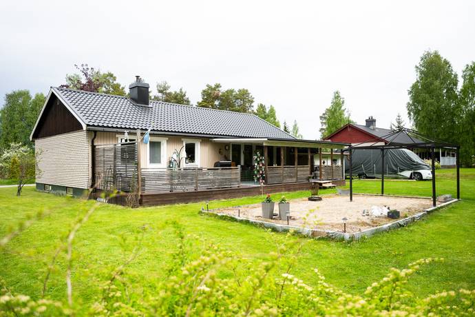 5 rum villa på Idvägen 18 Njurunda, Sundsvalls kommun - bild 2