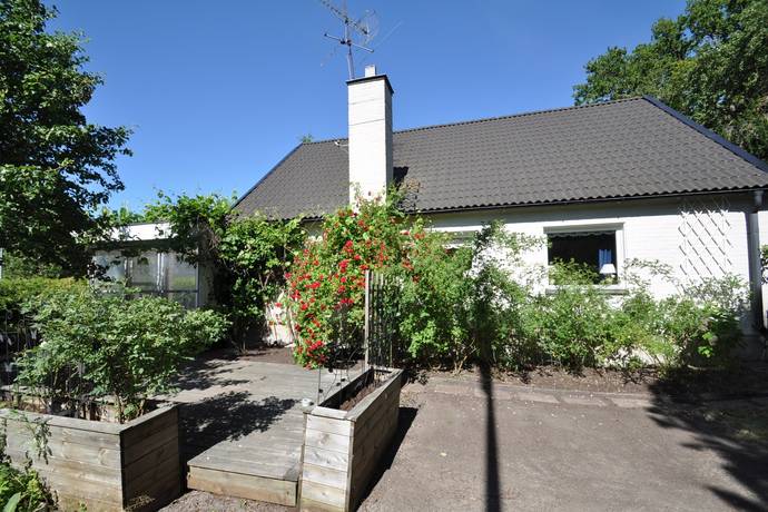 4 rum villa på Eketorpsvägen 2 Djursholm, Danderyds kommun - bild 1