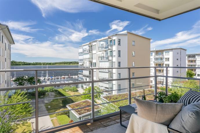 4 rum lägenhet på ANTON JOHANSSONS VÄG 6 Bolinder Strand, Järfälla kommun - bild 1
