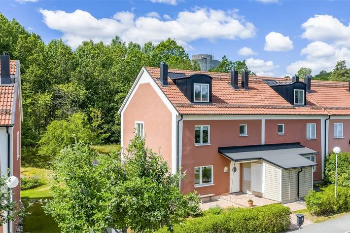6 rum radhus på Budbärarvägen 13 Hökarängen, Stockholms kommun - bild 2