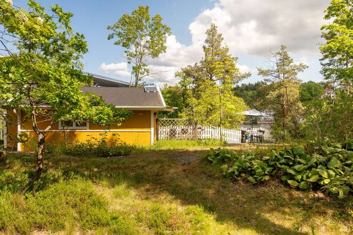 1 rum fritidshus på Skuruparken stuga nr 5 Skuruparken, Nacka kommun - bild 2