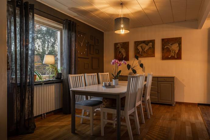 4 rum villa på Holmsvägen 5 Arboga, Arboga kommun - bild 3