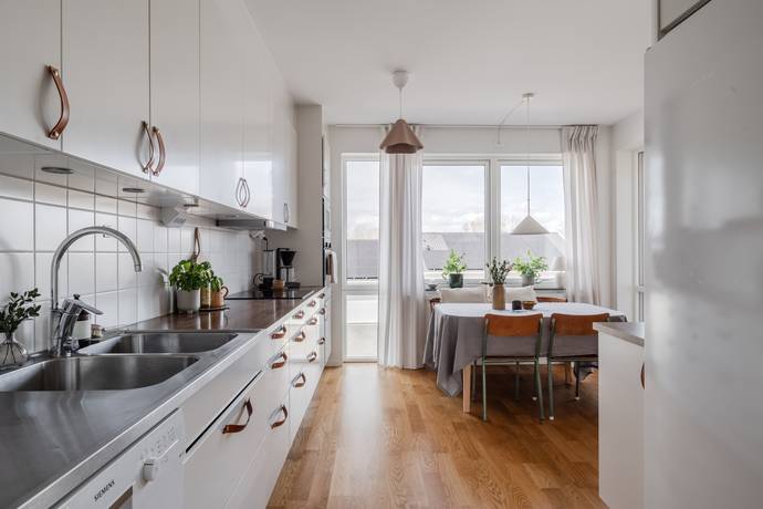 3 rum lägenhet på Tunnlandsvägen 118B Kaxholmen, Jönköpings kommun - bild 1