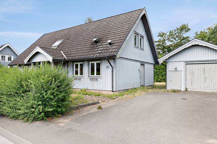 villa på Absalons väg 20 Kristianstad, Kristianstads kommun - bild 1