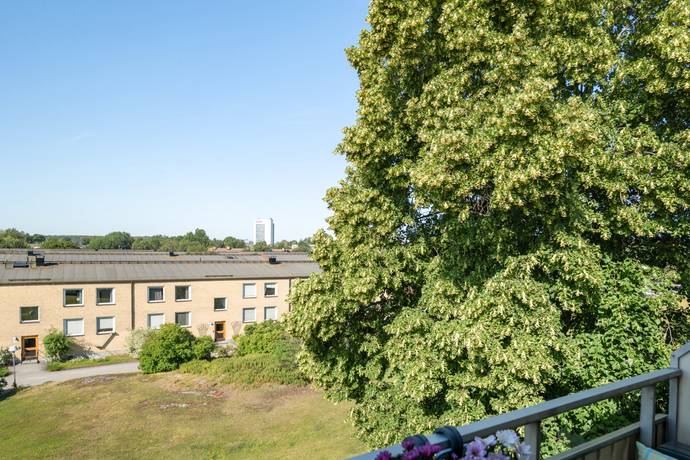 3 rum lägenhet på Vibyholmsvägen 12 Älvsjö - Örby Slott, Stockholms kommun - bild 5
