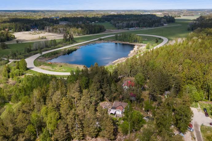 Husans väg 9, Tungelsta, Haninge kommun