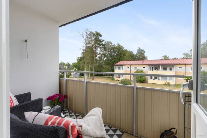 4 rum lägenhet på Bollmoravägen 148 Tyresö Centrum, Tyresö kommun - bild 3