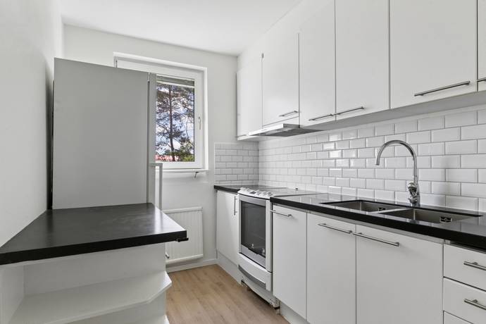 Storvretsvägen 41, Skogås, Huddinge kommun
