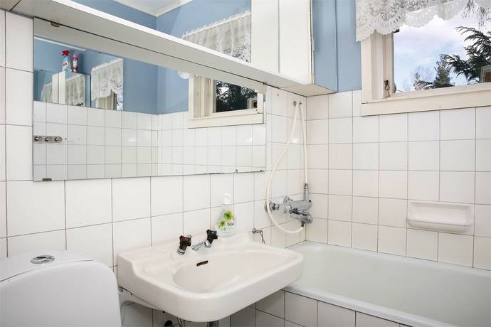 4 rum Villa på Storgatan 82 Blomstermåla Mönsterås kommun - bild 19