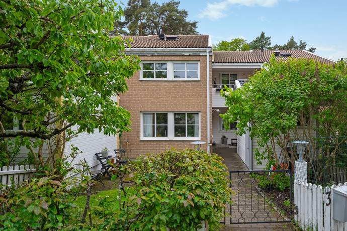 5 rum Radhus på Kulladalsvägen 3 Kulladal Vaxholms kommun - bild 28