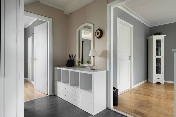 5 rum villa på Skolvägen 10 Flen, Flens kommun - bild 3
