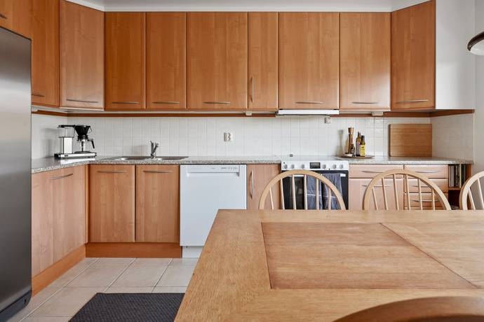 5 rum Radhus på Ljungvägen 93 Sjukyrkoberget Upplands Väsby kommun - bild 11