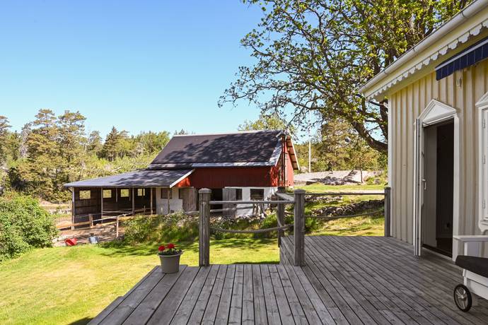 5 rum Gård utan jordbruk på Borrekärr Lökholmen 1 Lur Tanums kommun - bild 22