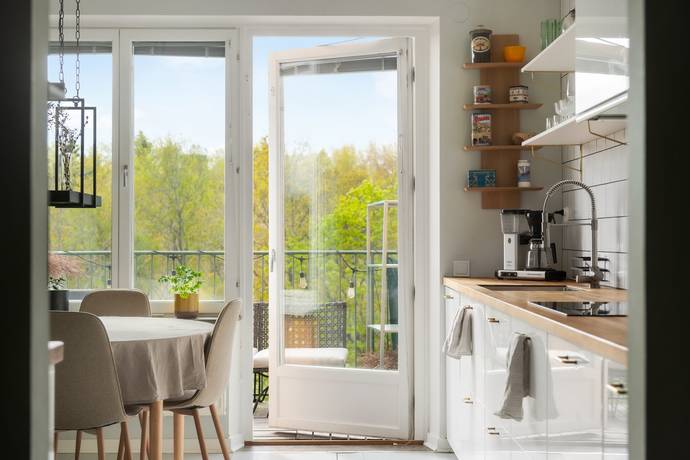 3 rum lägenhet på Sedumbacken 4, 2/2tr. Bromma / Riksby, Stockholms kommun - bild 3