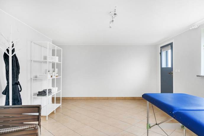 9 rum Villa på Glottervägen 17B-C Åby Norrköpings kommun - bild 23