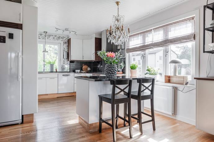 8 rum Villa på Bondegatan 20 Mariannelund Eksjö kommun - bild 4