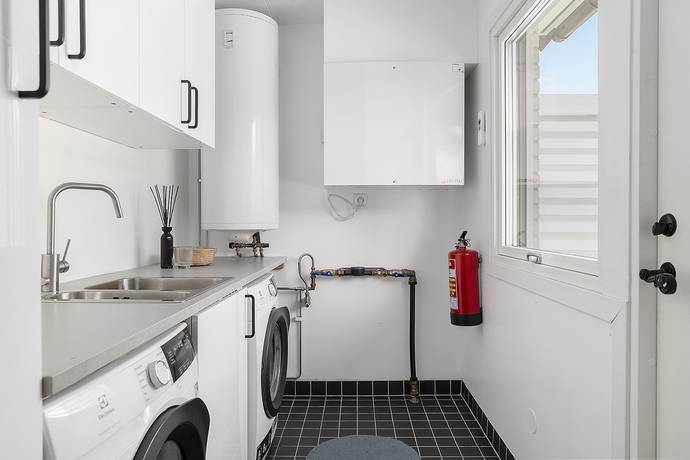 7 rum Villa på Ågränd 9 Hallstavik Norrtälje kommun - bild 16