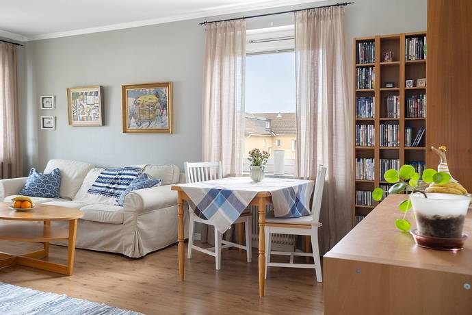 2 rum lägenhet på Solgatan 10 Skoghall, Hammarö kommun - bild 2
